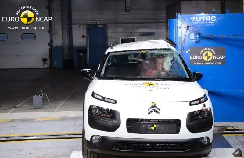 NCAP va exiger le freinage automatique