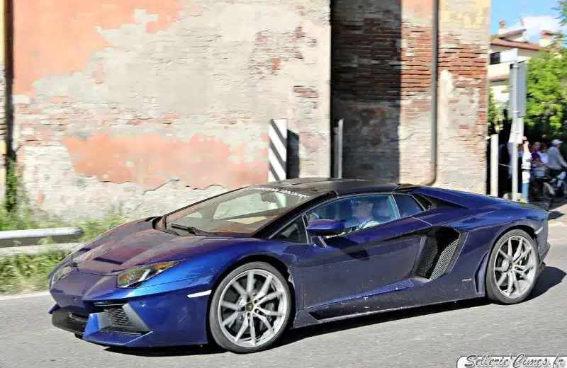 Le roadster Lamborghini Aventador