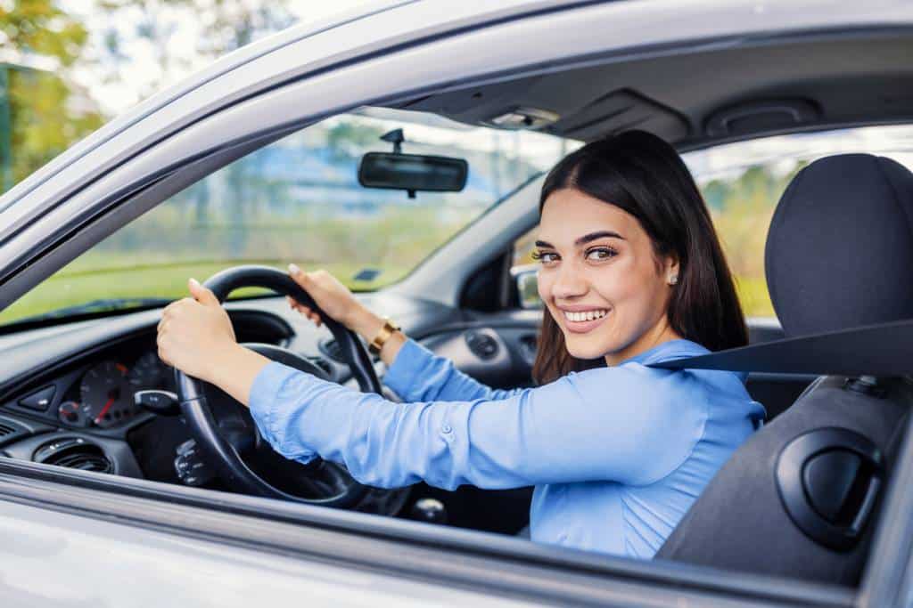 mandataire auto annonces conduire acheter modèle première voiture