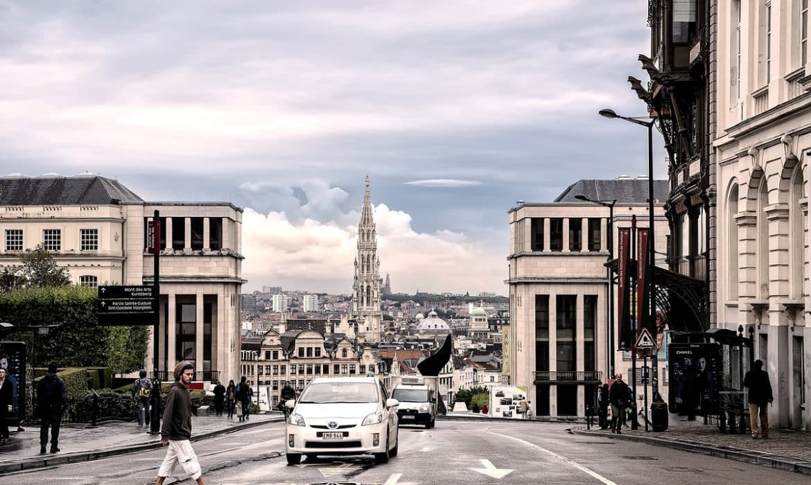 Apprendre à conduire en Belgique : quelles différences avec la France ?