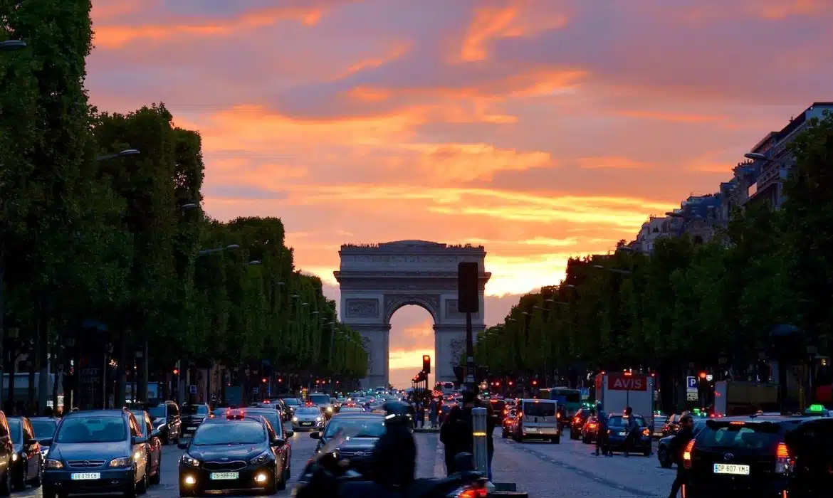 Comment trouver la meilleure location de voiture à Paris ?