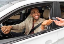 L’achat d’une voiture neuve en stock réduit-il réellement vos choix ?
