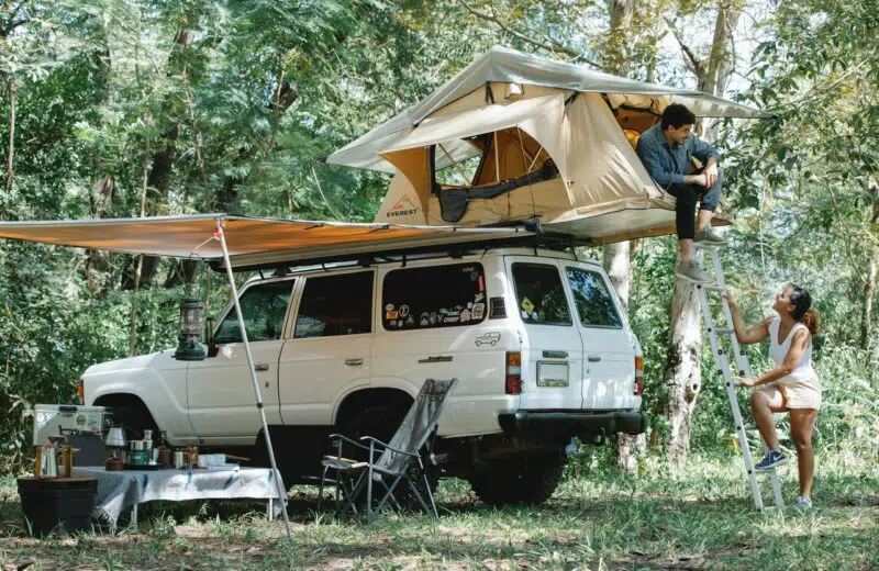 Comment choisir une tente de toit pour sa voiture ?