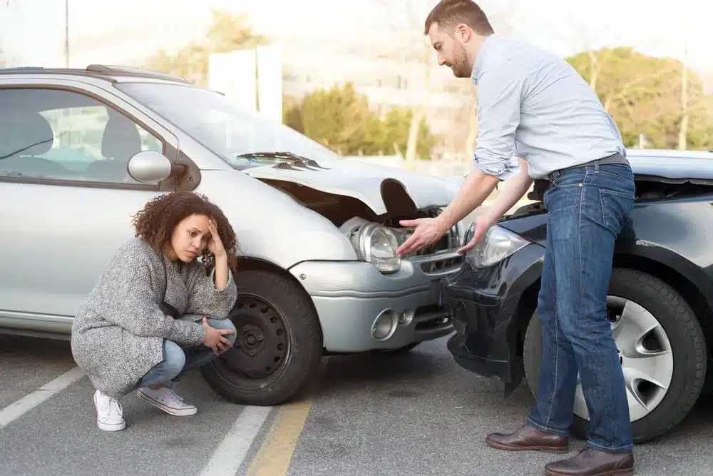 Accident dans un parking : qui est responsable 