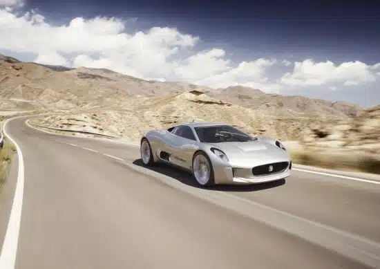 Une Jaguar au gaz : la C-X75