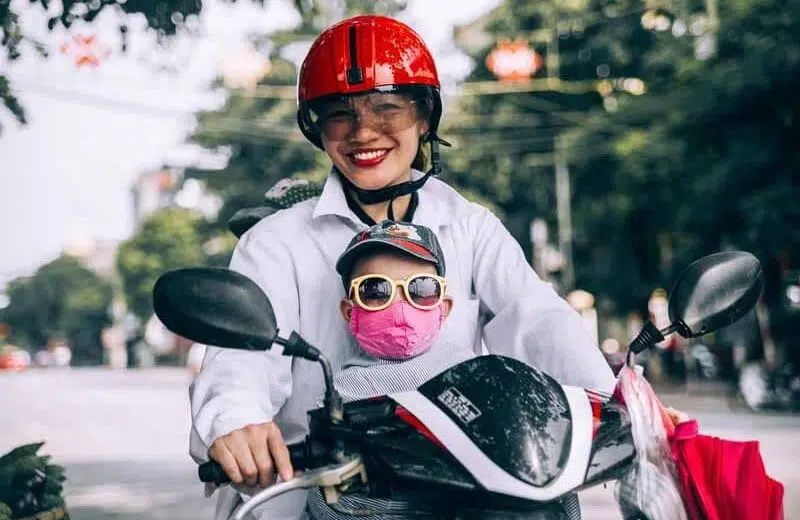 Comment bien choisir votre casque moto pour femme ?