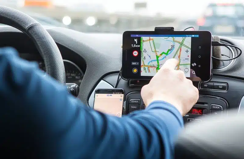 Comment sélectionner un bon GPS pour votre voiture ?