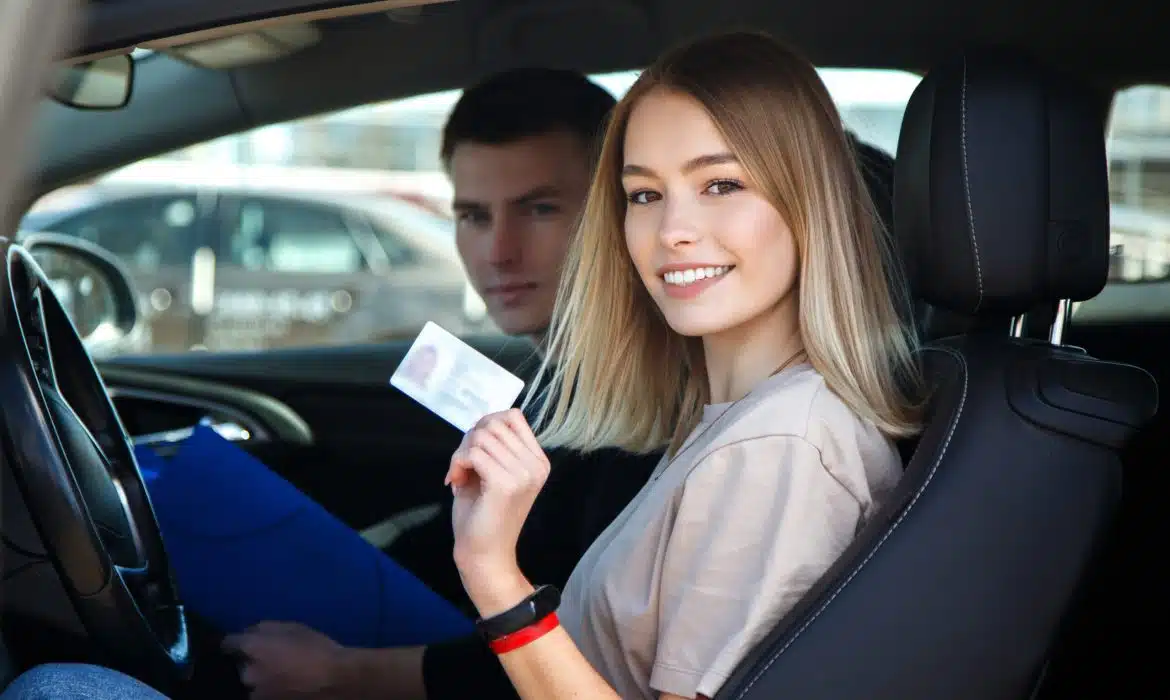 La Caf peut-elle vraiment financer votre permis de conduire ?