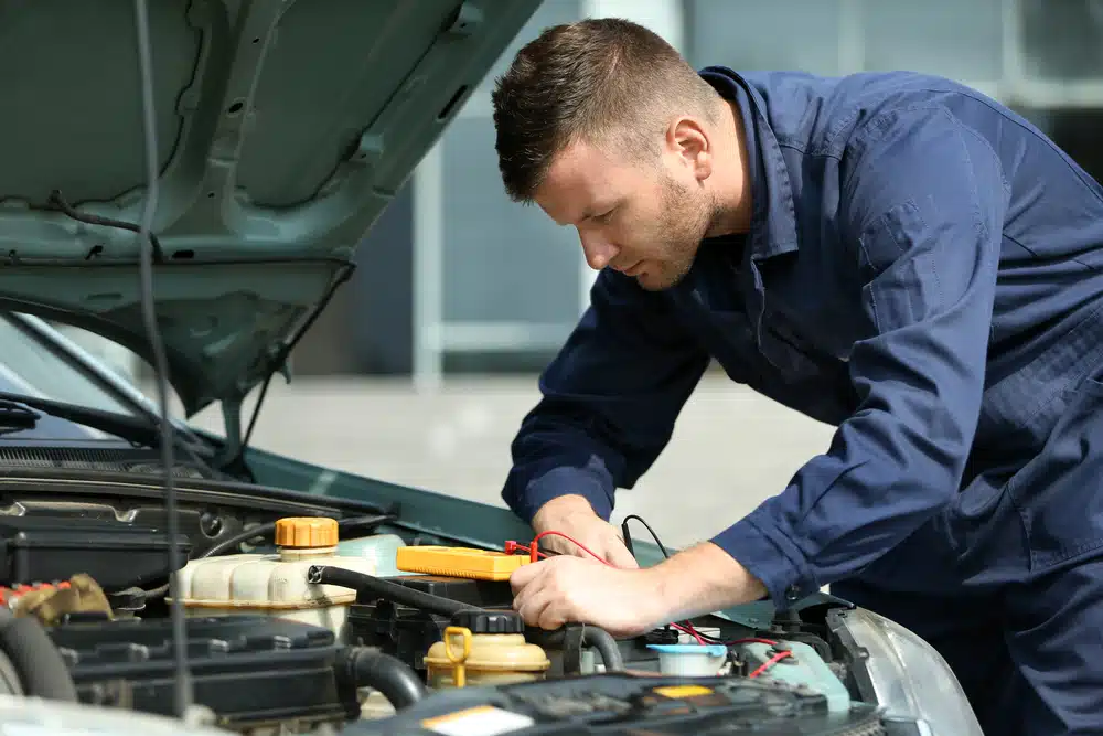 Quel est le rôle d'un bon réparateur automobile