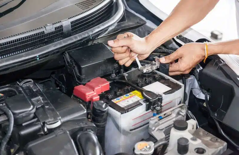 Comment choisir le chargeur de batterie de sa voiture ?