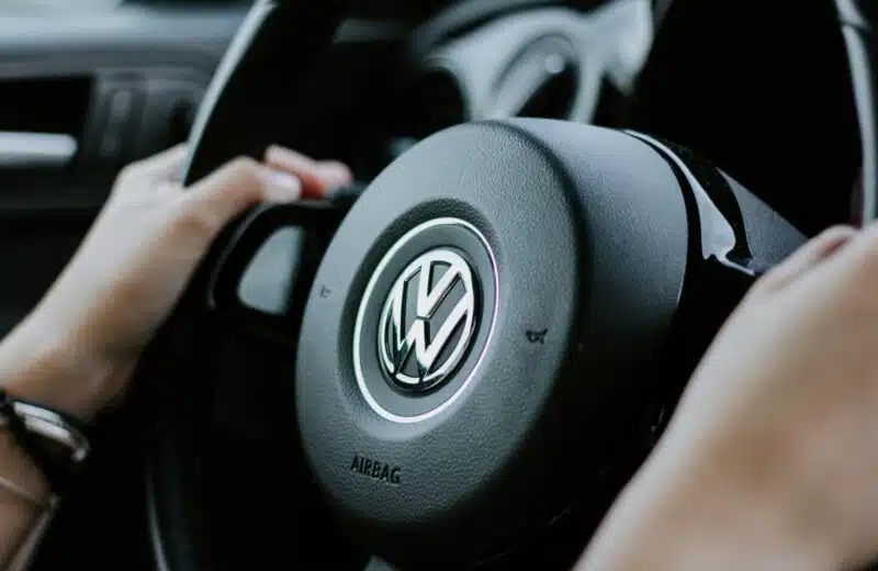 Comment retrouver le code autoradio d’une Volkswagen ?