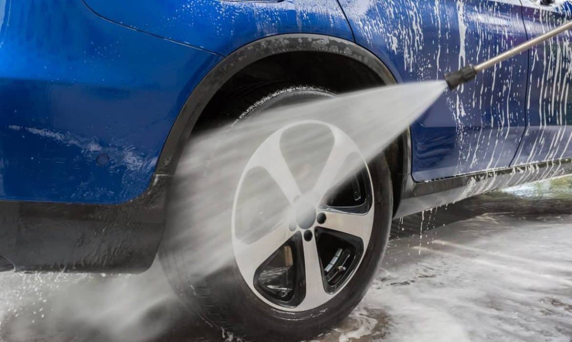 Comment choisir le service de lavage de voitures le mieux adapté ?