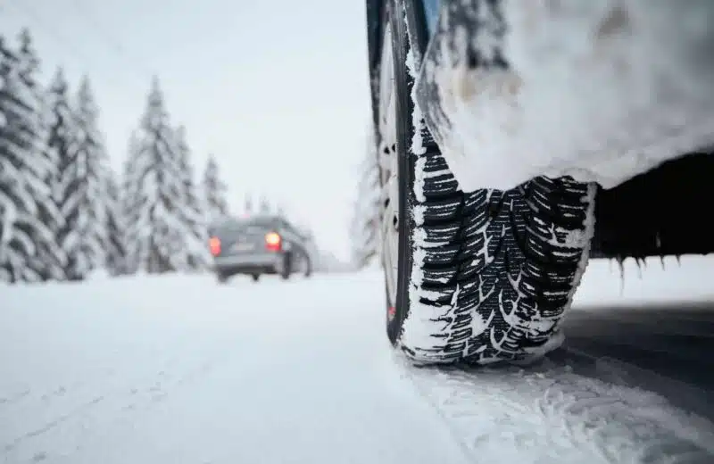 Quels modèles de pneu neige Tesla choisir ?