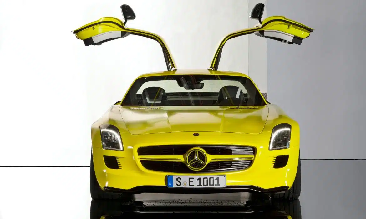 Mercedes SLS AMG E-CELL : conduite sous haute tension