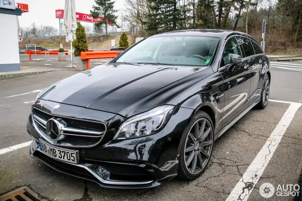 Première photo de la Mercedes CLS break