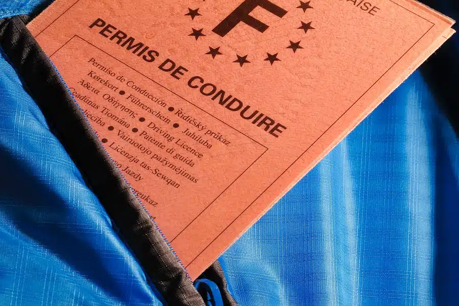 Quelles sont les démarches à suivre pour la fabrication du permis de conduire ?