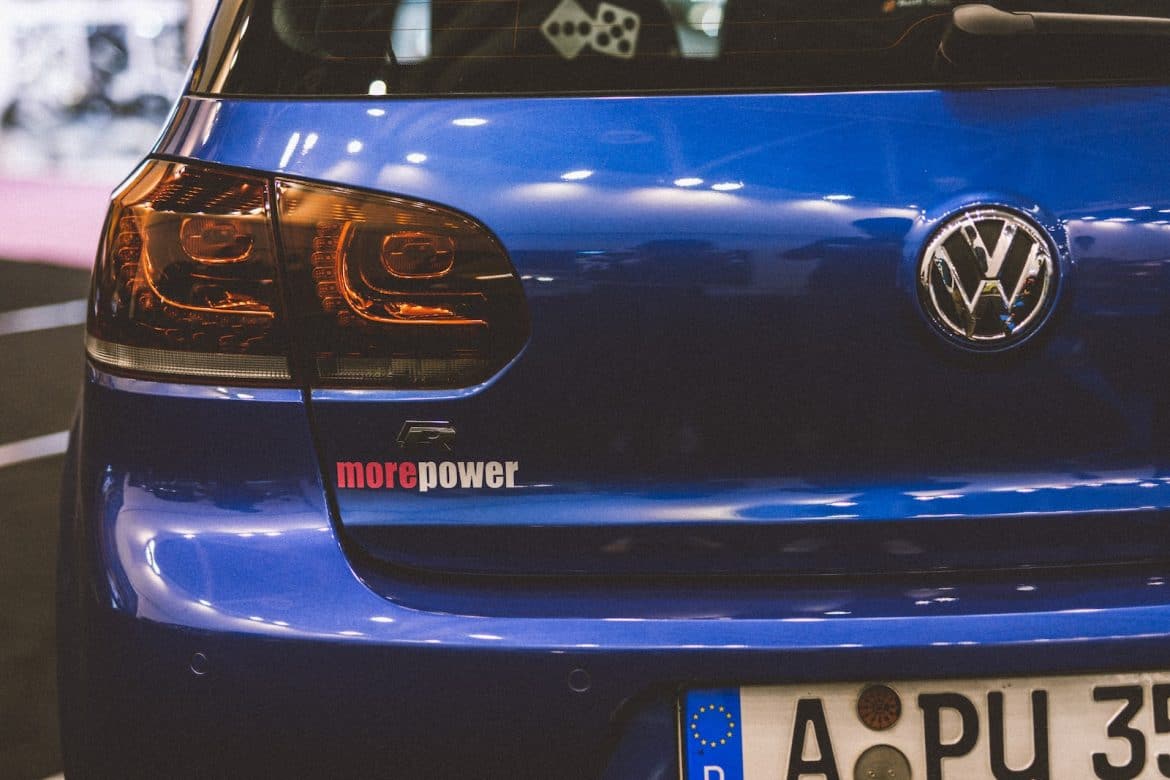 Plaque d'immatriculation sur une voiture Volkswagen