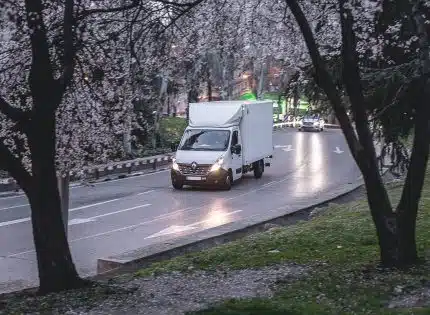 Le fonctionnement des camions frigorifiques : tout ce que vous devez savoir.